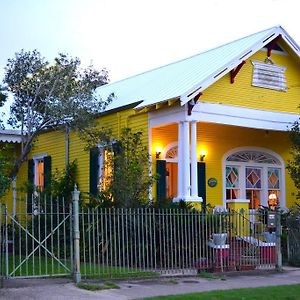 Auld Sweet Olive Bed And Breakfast
